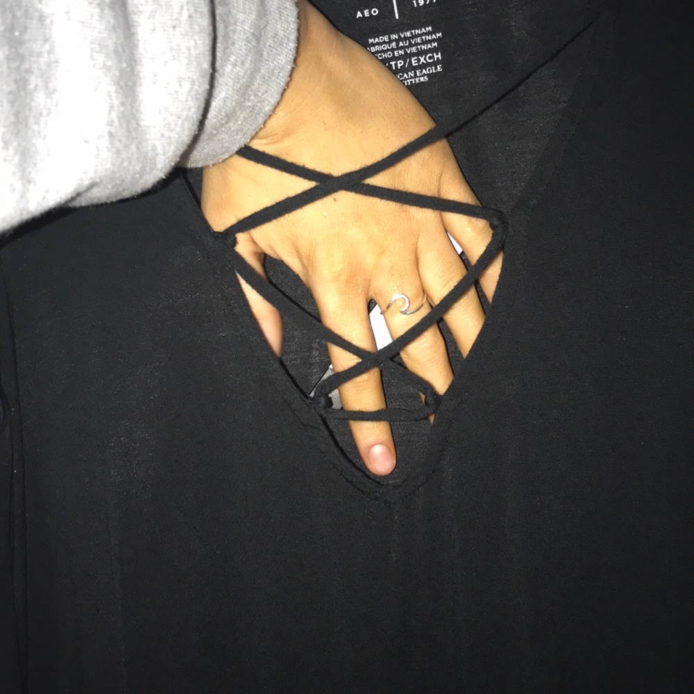 Top - Picture 2 of 3